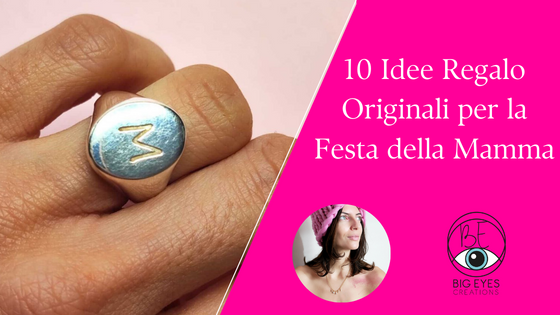 Immagine di anello indossato con testo festa della mamma