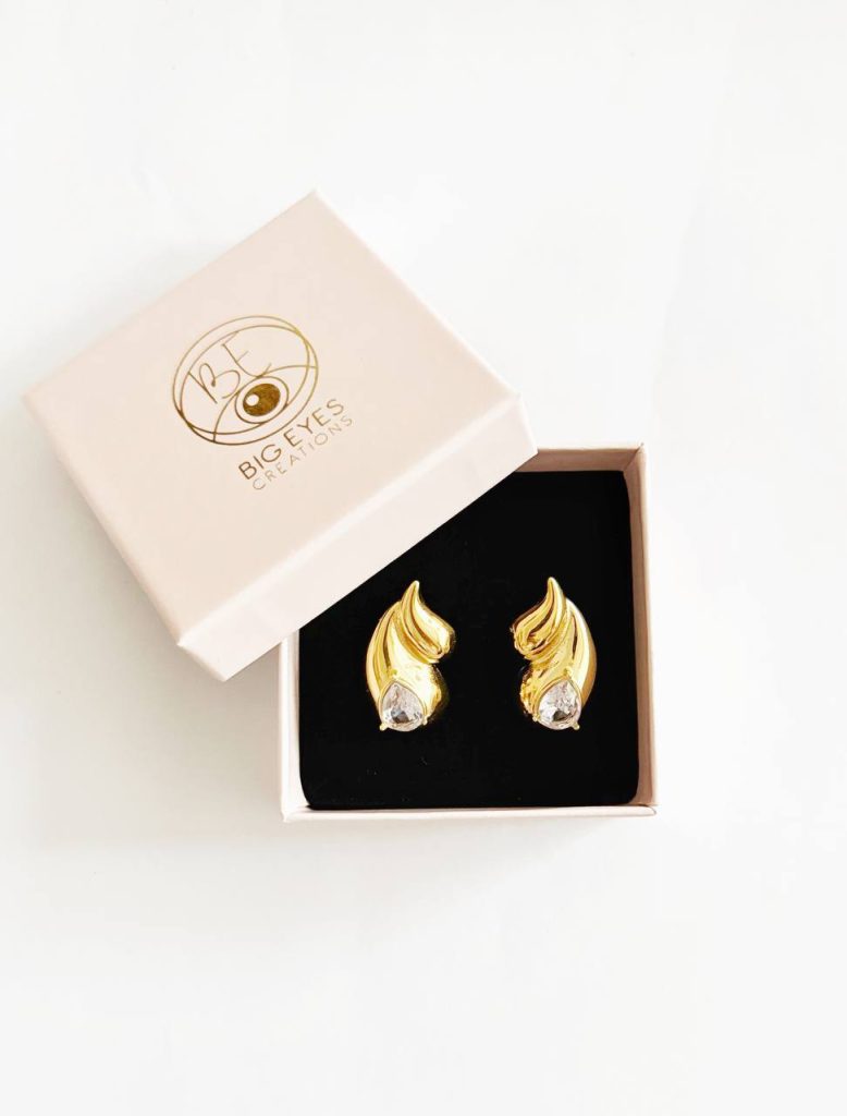Orecchini dorati con zirconi e scatola regalo big eyes creations