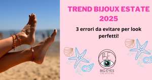 foto piedi ragazza sulla spiaggia con cavigliere big eyes. Testo e logo