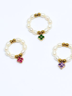 Alternative view of Anello Perl Ring